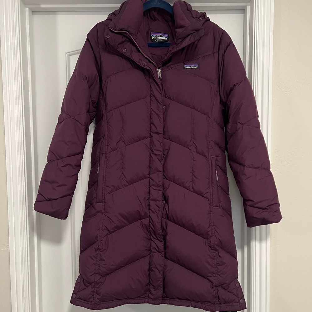 Patagonia Purple “Down With It” parka, size Large.